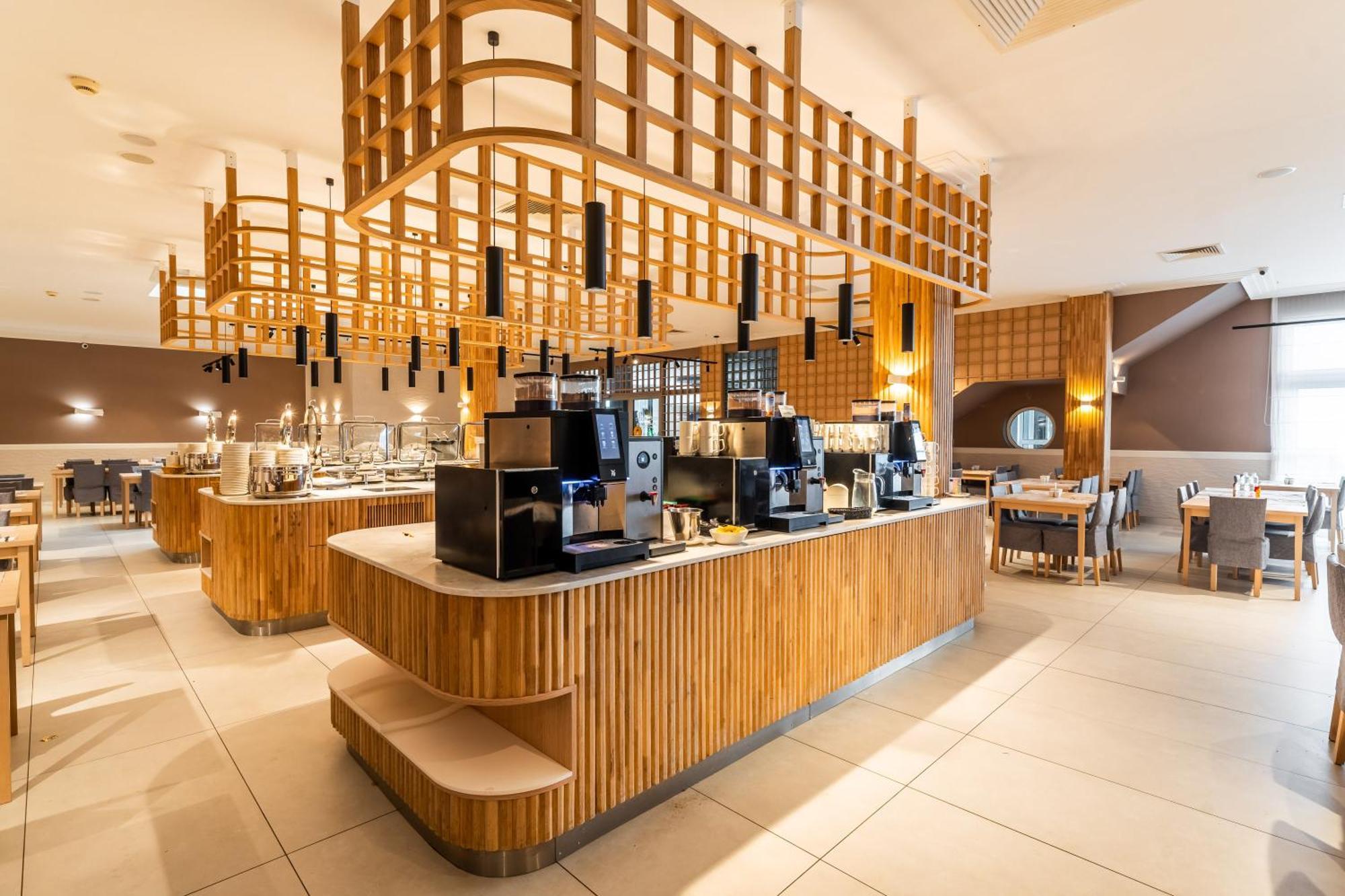 Akces Medical Fit & Spa จวีร์ซีโน ภายนอก รูปภาพ